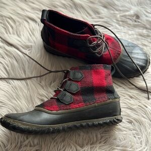Sorel Buffalo Plaid Out N About Boots